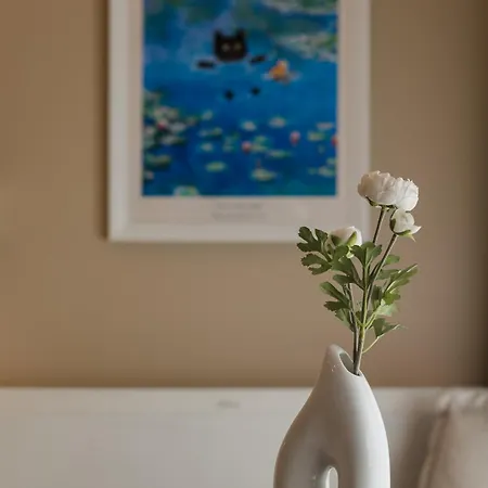 #tiny With Terrace