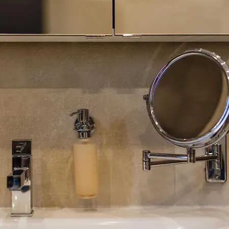 Lägenhet #tiny With Terrace