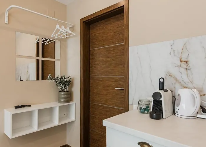 #tiny With Terrace *